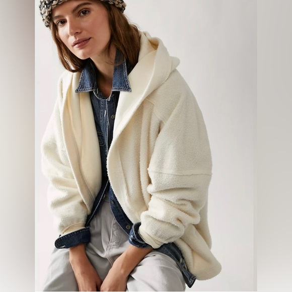 NWOT {DYE FLAW} Free People Solid Nomad Shacket Medium - Picture 6 of 15